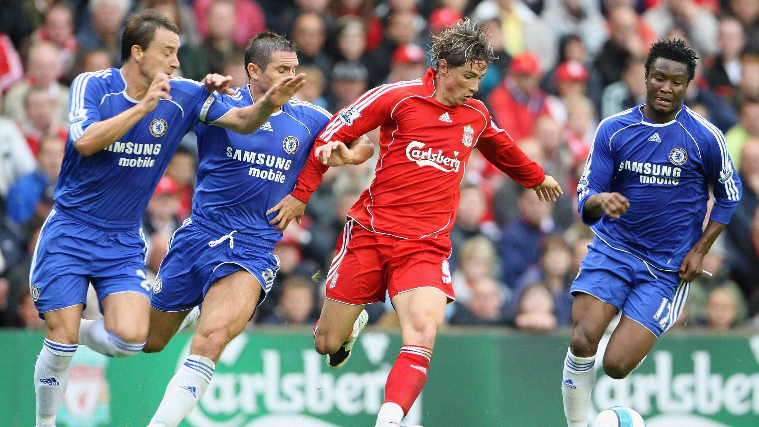 _酷炫霓虹滑板：城市夜行的时尚运动_，滑板 炫酷